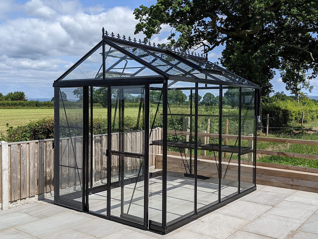 Serralux Pro Greenhouse